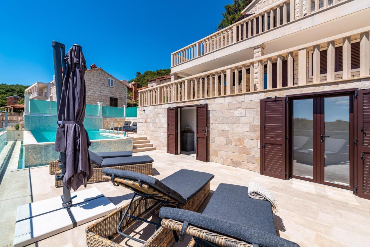 Villa Kadena - Luxury Seaside Villa With Private Heated Pool Selca  외부 사진